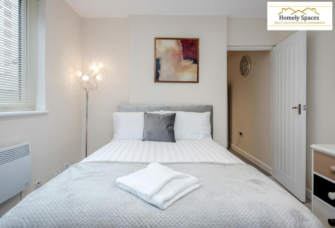 Bedford Hospital Victoria Apartments A And B By Homely Spaces Short Lets & Serviced Accommodation Dış mekan fotoğraf