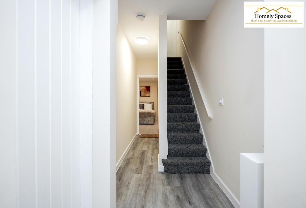 Bedford Hospital Victoria Apartments A And B By Homely Spaces Short Lets & Serviced Accommodation Dış mekan fotoğraf