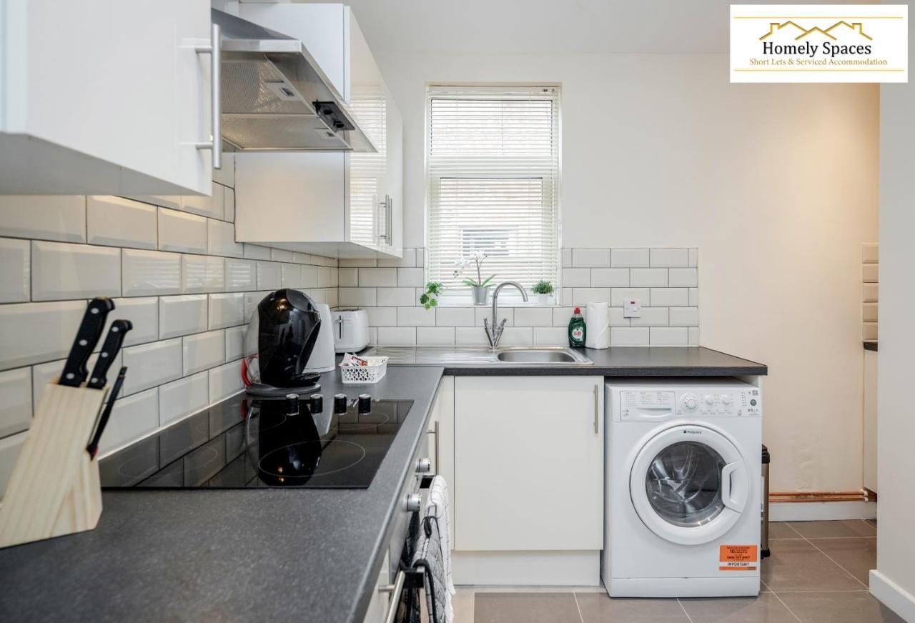 Bedford Hospital Victoria Apartments A And B By Homely Spaces Short Lets & Serviced Accommodation Dış mekan fotoğraf