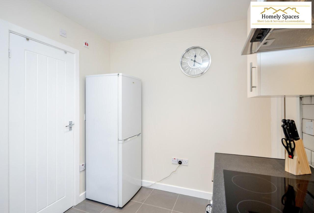 Bedford Hospital Victoria Apartments A And B By Homely Spaces Short Lets & Serviced Accommodation Dış mekan fotoğraf
