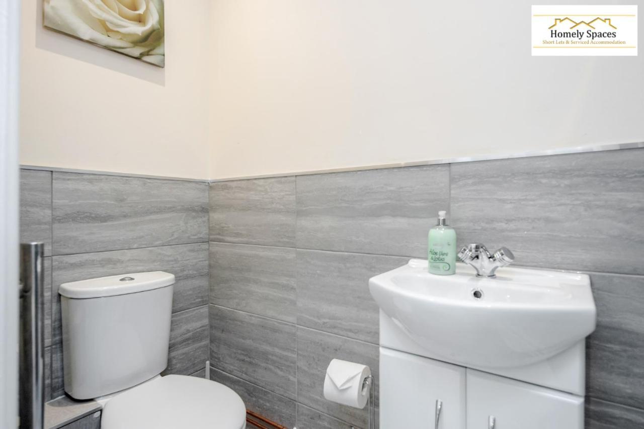 Bedford Hospital Victoria Apartments A And B By Homely Spaces Short Lets & Serviced Accommodation Dış mekan fotoğraf